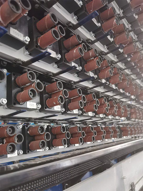 Machine à Tufter Tapis COLORDOT, en Velours bouclés à multiples niveaux